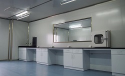 全鋼型實驗室工作臺部件具有什么樣的特點？